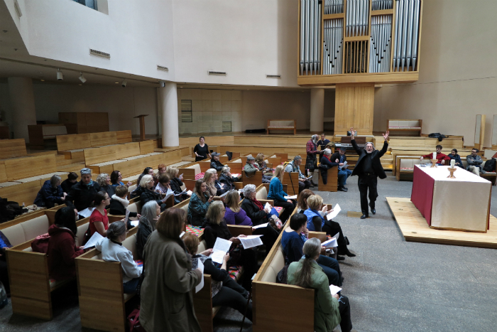 Harold Rosenbaum is grateful to be with an intimate live audience of performers, attentive listeners and eccentrics.