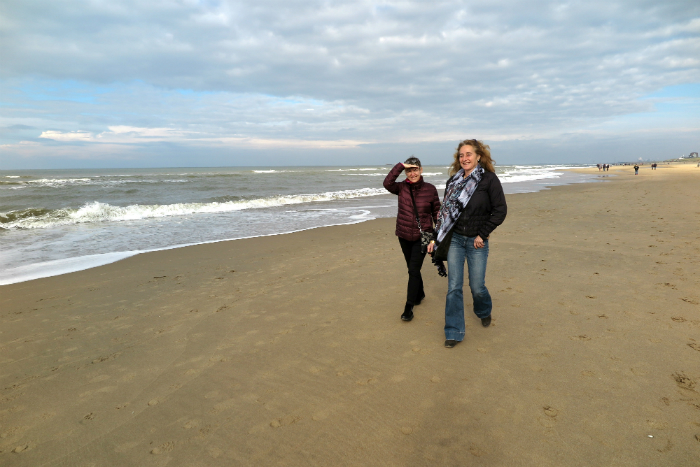 Harriet McCaig and Saskia van Waveren @ The North Sea.